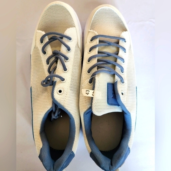 Other - Nwot Mens sneakers